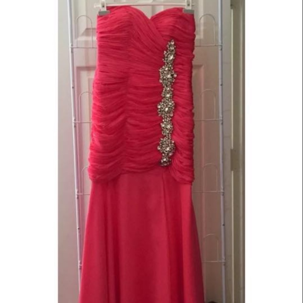 Jovani full length coral salmon dress prom formal
